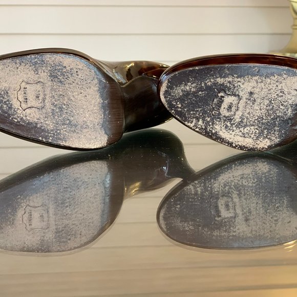 STUART WEITZMAN Tortoise Shell Patent Leather Pumps - Picture 3 of 9